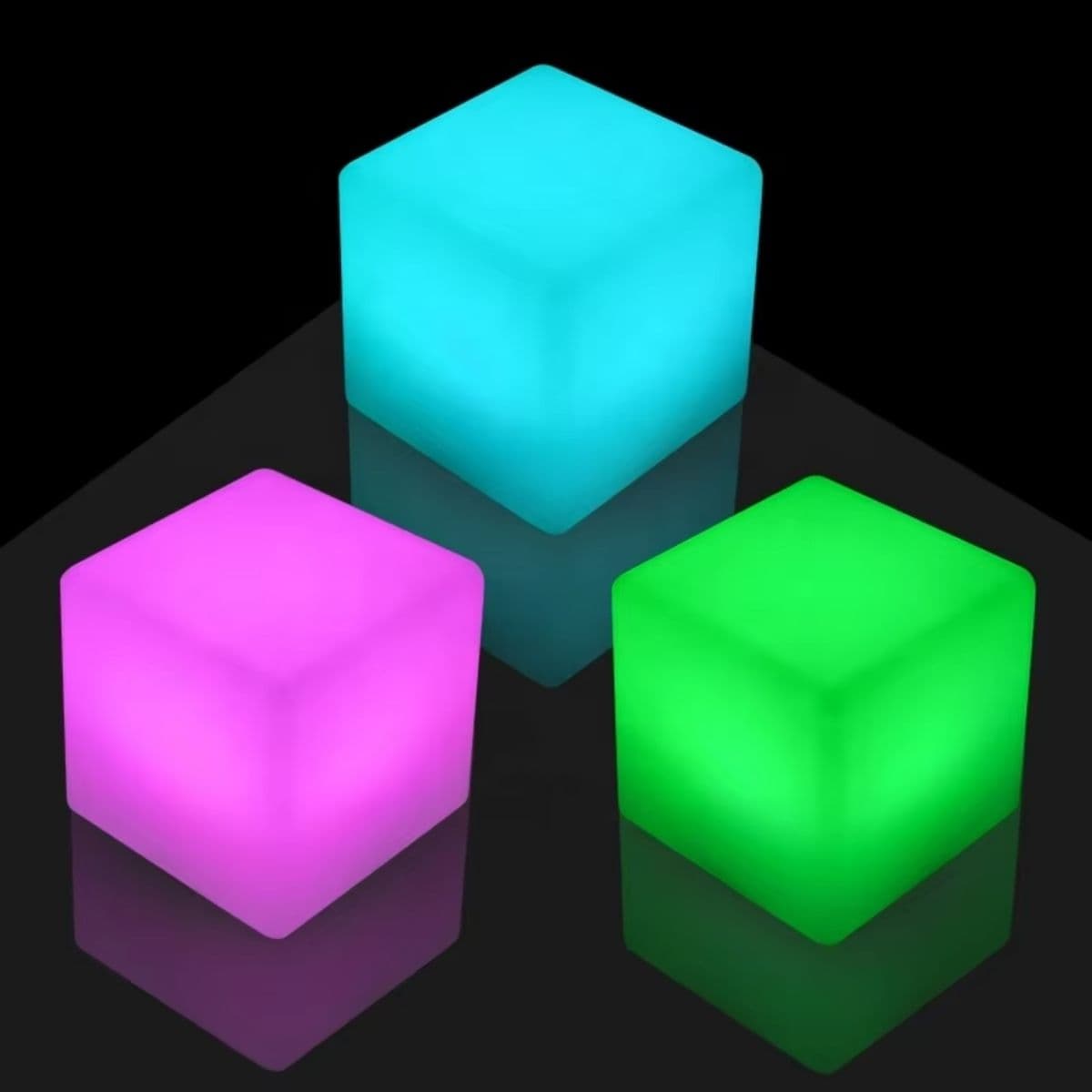 Light-Up LED Cube view 5