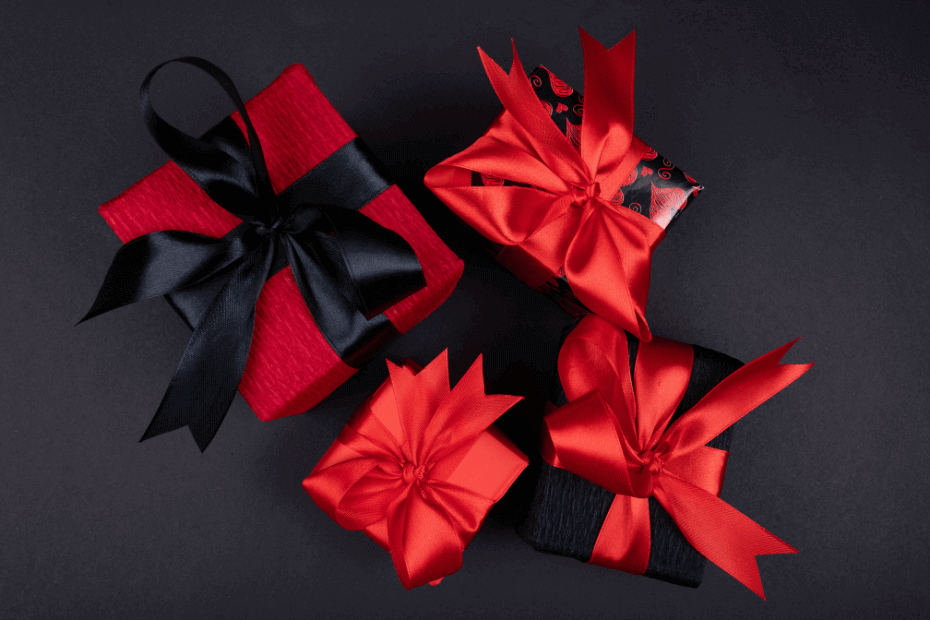 10 Outstanding corporate gift ideas to show appreciation and boost morale among employees
