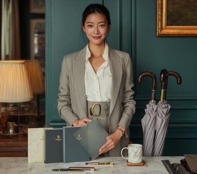 High-End & Luxury Corporate Gift Ideas to Impress in Singapore This 2025